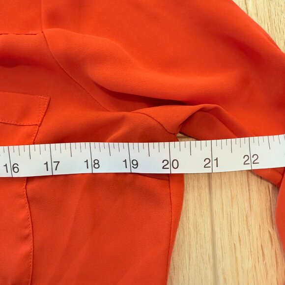 Express Portofino Button-Down Blouse β Bright Orange, Size Medium π§‘β¨ - Picture 10 of 13